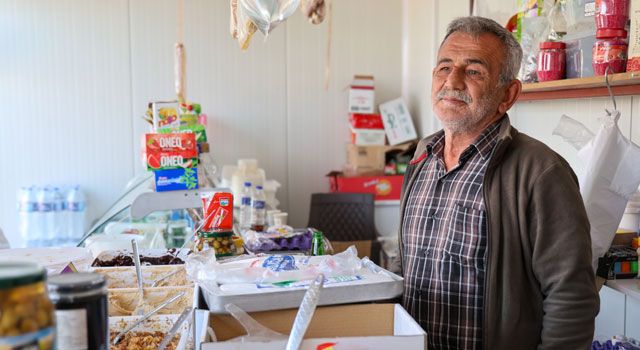 Depremzede Esnaf Konteyner Kentlerde Ticaret Yapmaya Başladı