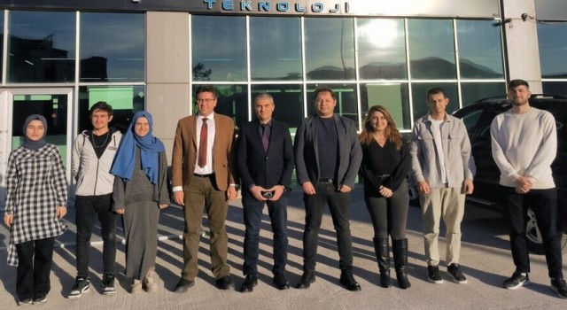 DPÜ Rektör Yardımcısı Aydından teknoloji şirketine işbirliği ziyareti