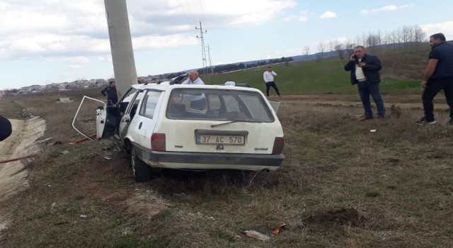 Elektrik direğine çarpan Tofaştaki 4 günlük bebek yaşam mücadelesini kaybetti