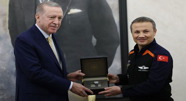 Erdoğan, Gezeravcı'yı Havalimanında Kabul Etti