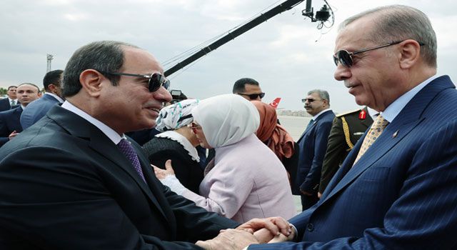 Erdoğan, Sisi Tarafından Törenle Karşılandı