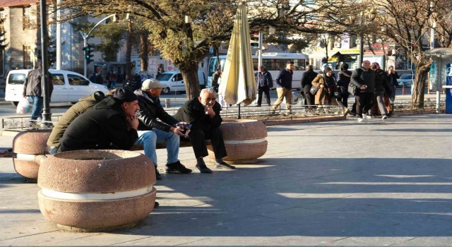 Erzincanda bahar havası yaşanıyor