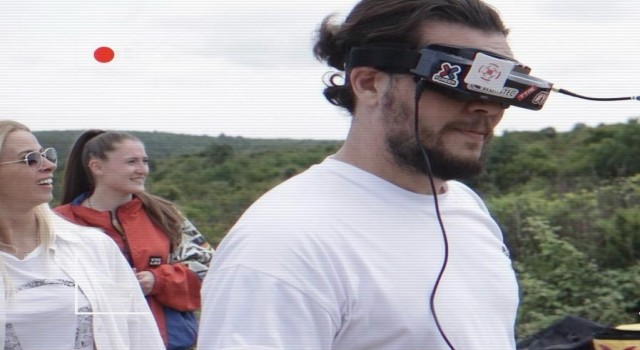 Gedizli fotoğraf sanatçısı ismini dünyaya duyuruyor