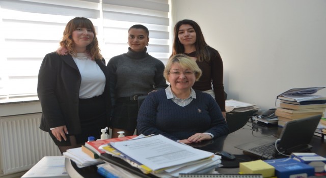 Genç iletişimcilerden Miniklerle İletişim Atölyesi projesi