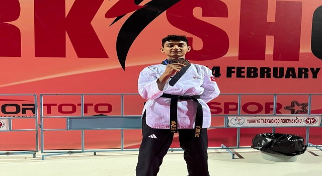 Gençlerde Taekwondo şampiyonu Dalamandan