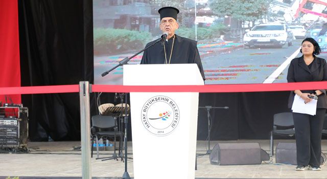 Hatay'da 6 Şubat Depremi'nin Yıldönümü: Farklı Dinlerden Ortak Dua