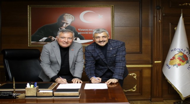 Honaz Belediyesinde yeni sosyal tesis için imzalar atıldı