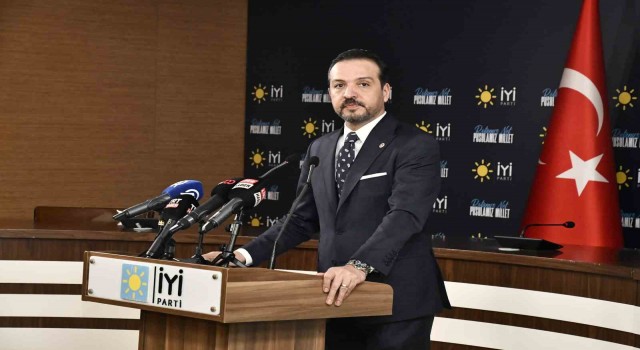 İYİ Parti Sözcüsü Zorlu: (CHPnin aday belirlemede yapay zeka kullanması) 14 Mayıstan önce Akşener, bu teklifini getirdiğinde yapmış olsalardı farklı bir Türkiyeye uyanmış olacaktık