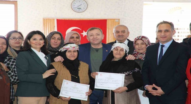 Kars Valisi Polatın köy ziyaretleri sürüyor