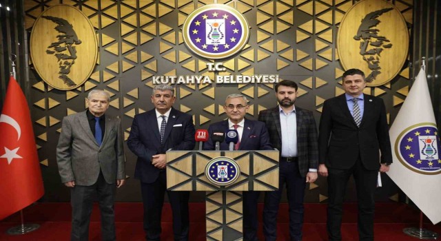 Kütahya Belediye Başkanı Alim Işıkan 3 müjde