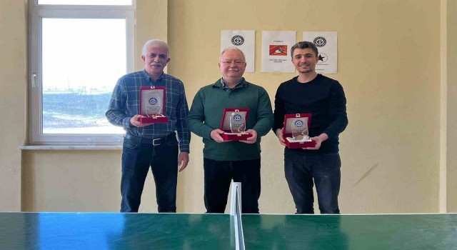 Kütahyada masa tenisi turnuvası