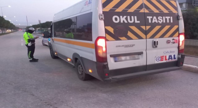 Manisada okul servislerine yönelik denetimler devam ediyor