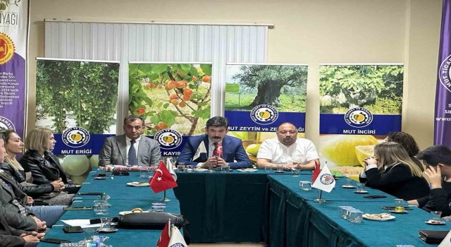 Mersinde Turizm Fuarı toplantısı Mutta yapıldı