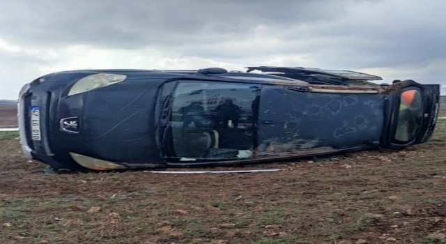 Midyatta refüje giren hafif ticari yan yattı: 1 yaralı