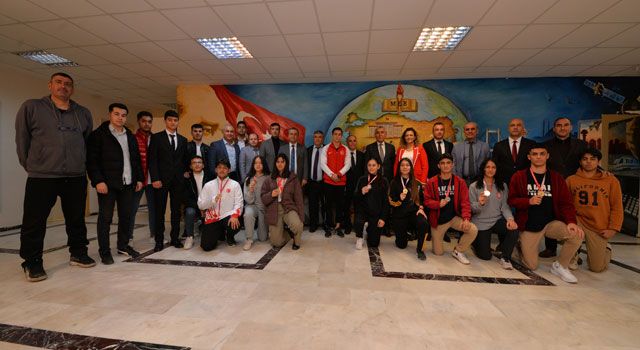 Okul Sporları Şampiyonasında Osmaniye'ye Başarı Yağmuru