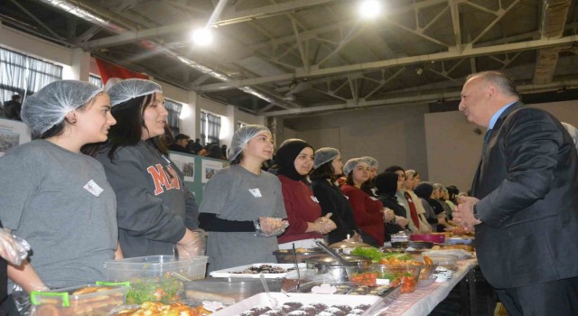 Orduda Filistin için hayır çarşısı kuruldu