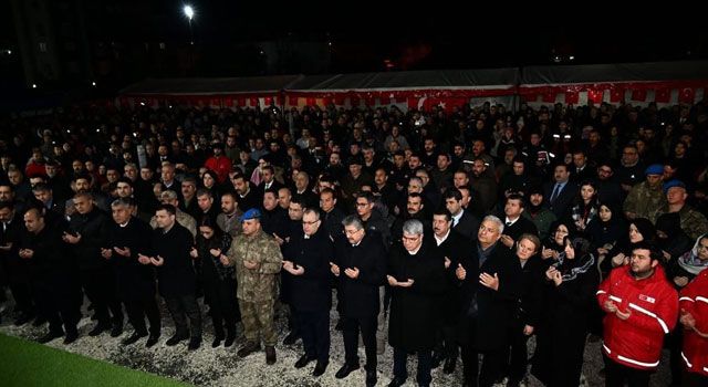 Osmaniye'de Deprem Şehitleri Anıldı: "Acıların Dinmesi İçin Mücadele Ediyoruz"