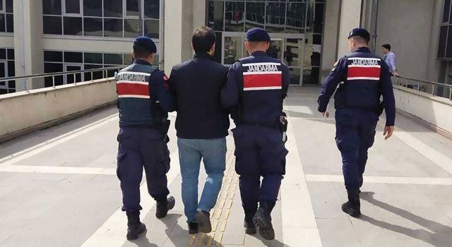 Osmaniye'de Eski Komiser Yakalandı
