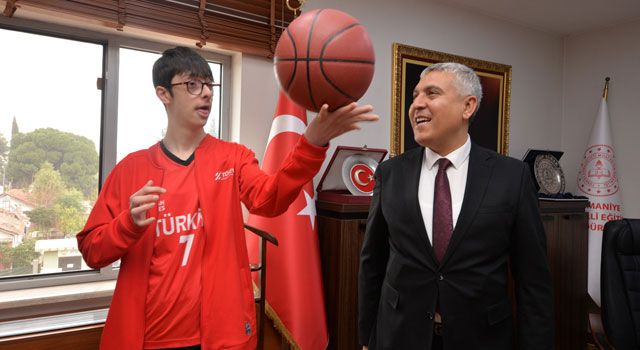 Özel Sporcudan, İl Milli Eğitim Müdürü'ne Ziyaret