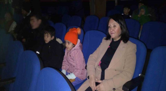 Sömestr tatilinde öğrencilerin sinema keyfi