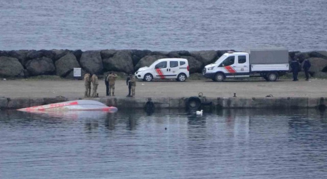 Trabzon Valiliği, bomba şüphesi bulunan tekne ile ilgili açıklama yaptı