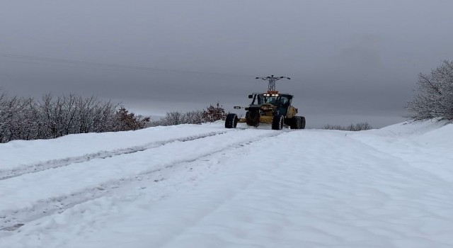 Tuncelide 96 köy yolu ulaşıma açıldı