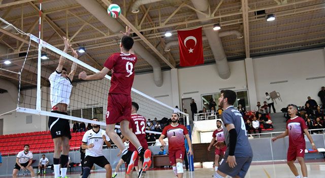 Üniversitelerarası Voleybol Bölgesel Lig Osmaniye'de