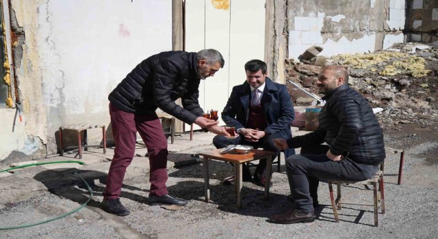 Uyuşturucu bağımlılığından kurtulup iş hayatına atılan babanın hikâyesi bağımlılara umut oluyor