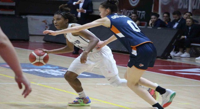 Yalova VİP evinde ÇBK Gelişime kaybetti