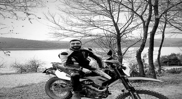 Yalovada ağaca çarpan motosikletin sürücüsü hayatını kaybetti