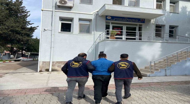 Adanada aranan 10 şahıs yakalandı