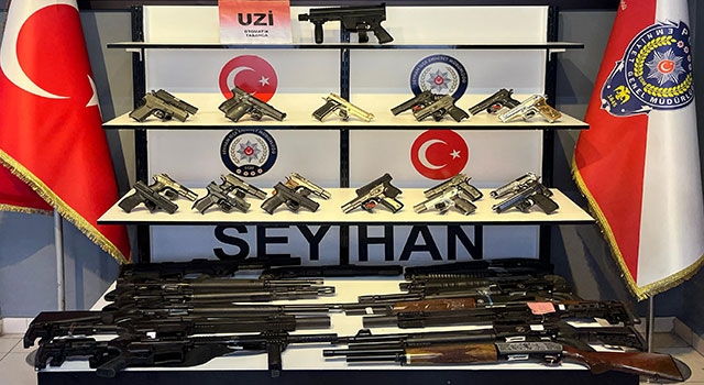 Adana'da bir haftada 43 silah  40 bin 751 uyuşturucu hap ele geçirildi