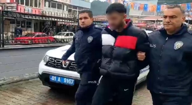 Adanada internetten tanıştığı çocuklara tecavüz ve şantaj iddiası