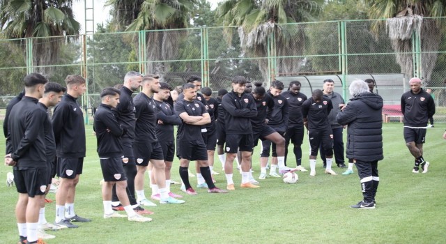 Adanaspor, Sakaryaspor maçı hazırlıklarına başladı