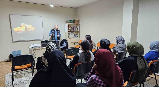 Ağrıda siber suçlarla mücadele ve narkotik bilinçlendirme etkinlikleri gerçekleştirildi