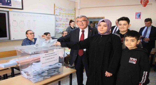 Amasya sandık başında