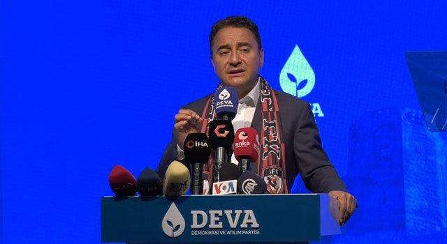 Babacan: "Çalışmadan Emekli Maaşıyla Geçinmek Mümkün mü?"