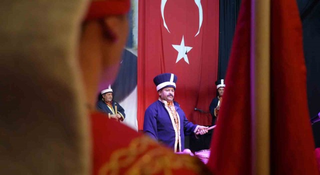 Baharı beklerken kış geri döndü: Nevruz coşkusu salonda yapıldı