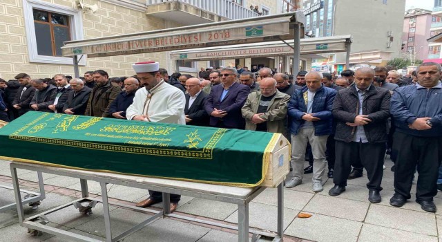 Bahçelievlerdeki aile katliamında hayatını kaybedenlerin cenazesi memleketlerine gönderildi