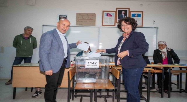 Başkan Soyerden sandık mesajı: “Bugün demokrasi günü”