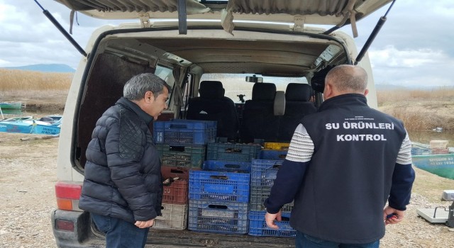 Beyşehir Gölünde av yasağının son gününde denetimler sıklaştırıldı