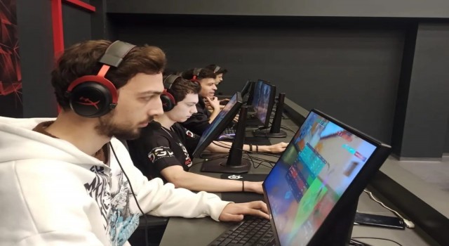 BUBFAdan Gençlik Merkezine eğlence turu