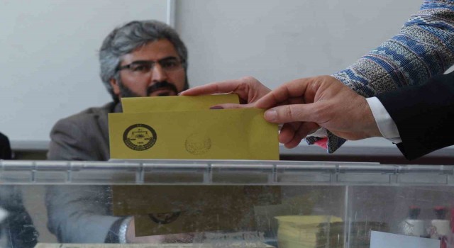 Bursada 2 milyon 388 bin 995 kişi sandık başına gidecek