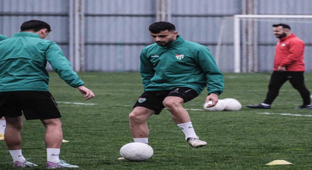 Bursasporda Kırşehir FSK maçı hazırlıkları başladı