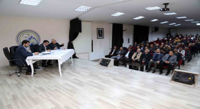 Çamelinde AK Parti ve MHP sandık görevlileri bilgilendirildi