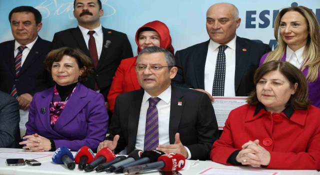 CHP Genel Başkanı Özel, kadınlar gününde kadın adayı Köksalı eleştirdi