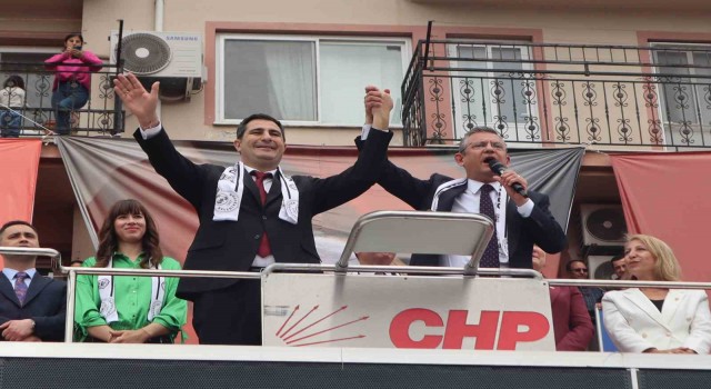 CHP Genel Başkanı Özel Ortacada konuştu: Limon üreticisini bu hale düşürenleri de Pazar günü hep birlikte sandığa gömeceğiz