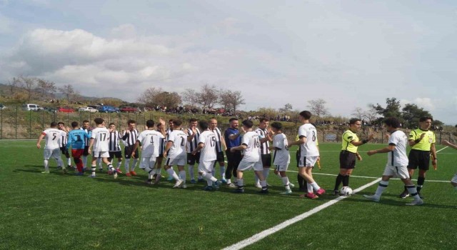 Çobanisa futbol sahasında ilk düdük çaldı