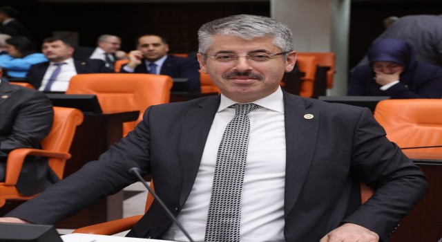 Çopuroğlu: Mersin demiryolu için bakanlık bakanlık gezeceğim