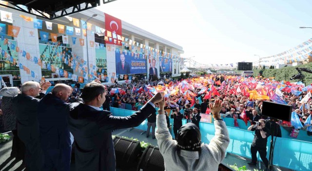 Cumhurbaşkanı Erdoğan: Vaatleri unutacak değil, verdiği sözü tutacak başkanları seçeceğiz